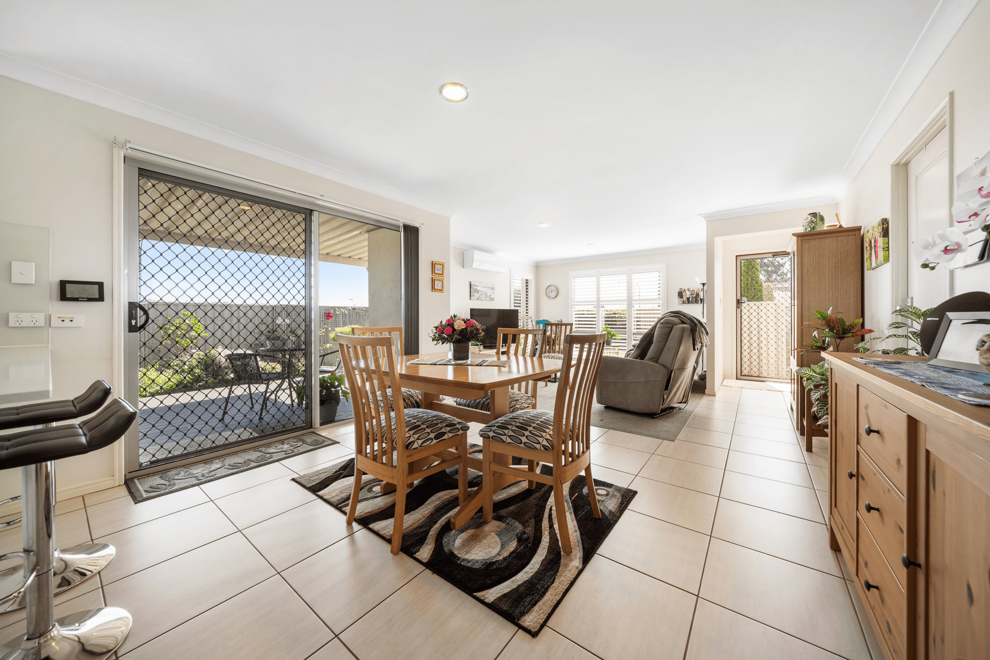 2/16 Argus Court, Middle Ridge, QLD 4350