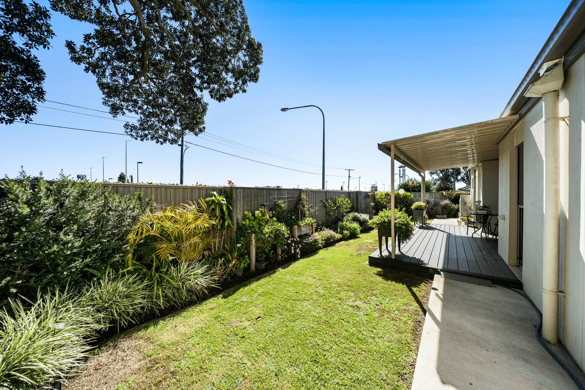 2/16 Argus Court, Middle Ridge, QLD 4350