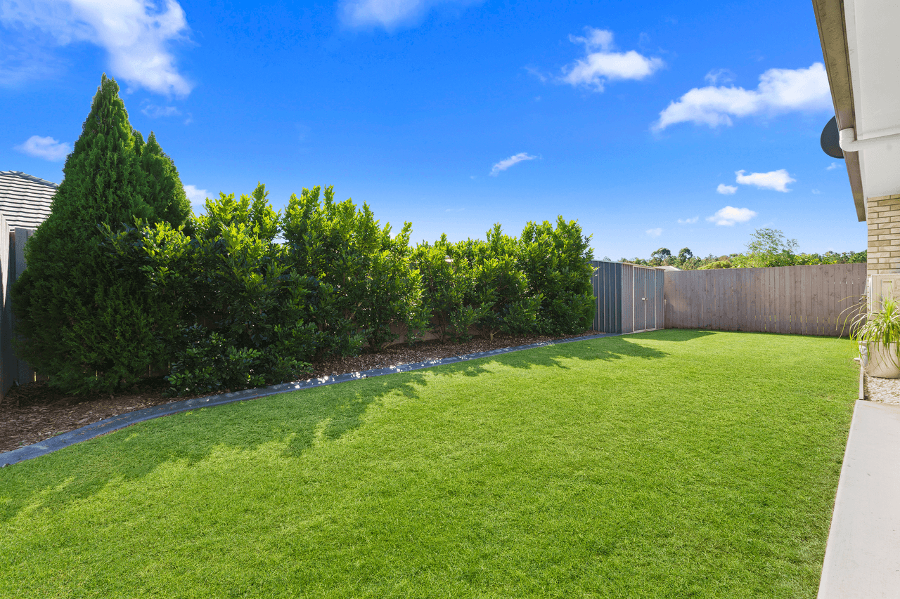 50 Parkway Crescent, CABOOLTURE, QLD 4510