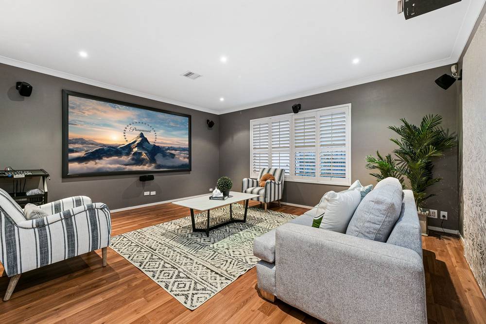 19 Clarendon Drive, Keysborough, VIC 3173