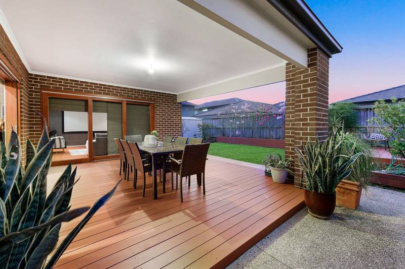 19 Clarendon Drive, Keysborough, VIC 3173