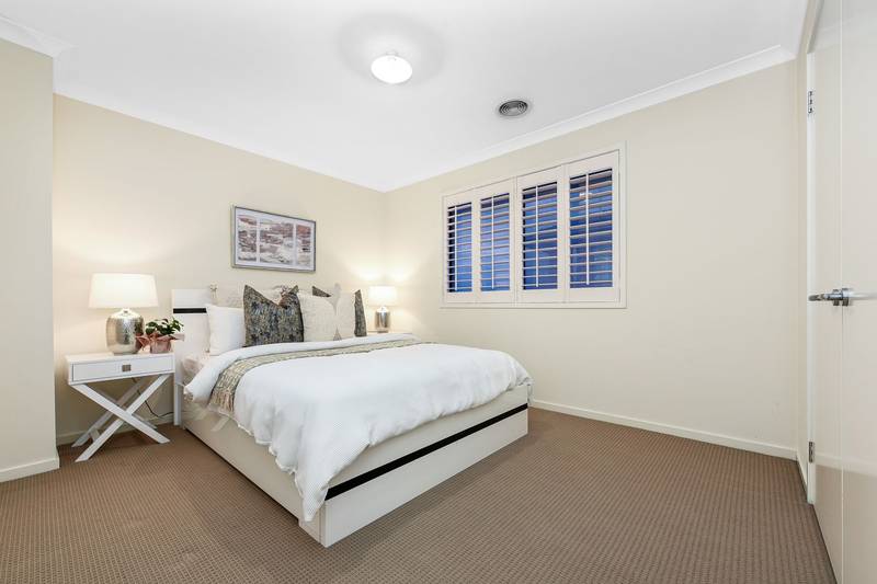 19 Clarendon Drive, Keysborough, VIC 3173