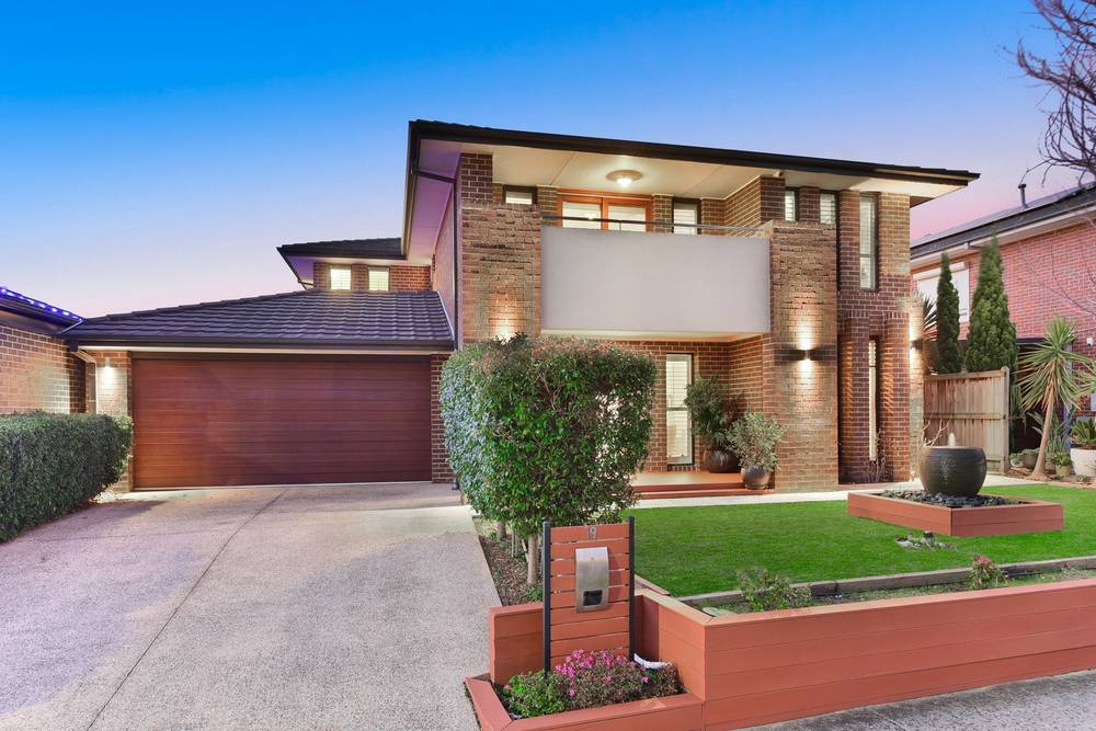 19 Clarendon Drive, Keysborough, VIC 3173