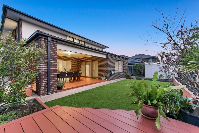 19 Clarendon Drive, Keysborough, VIC 3173