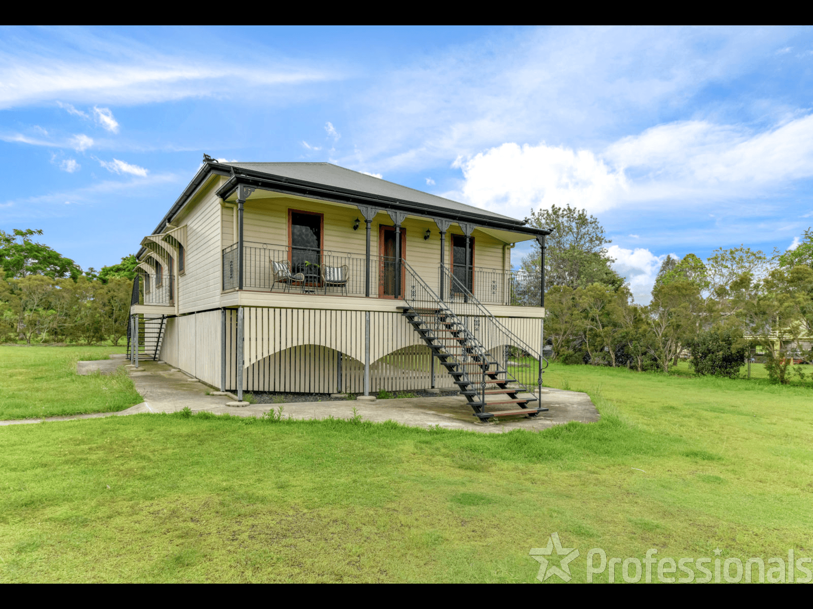 14 Egerton Street, BUNDAMBA, QLD 4304