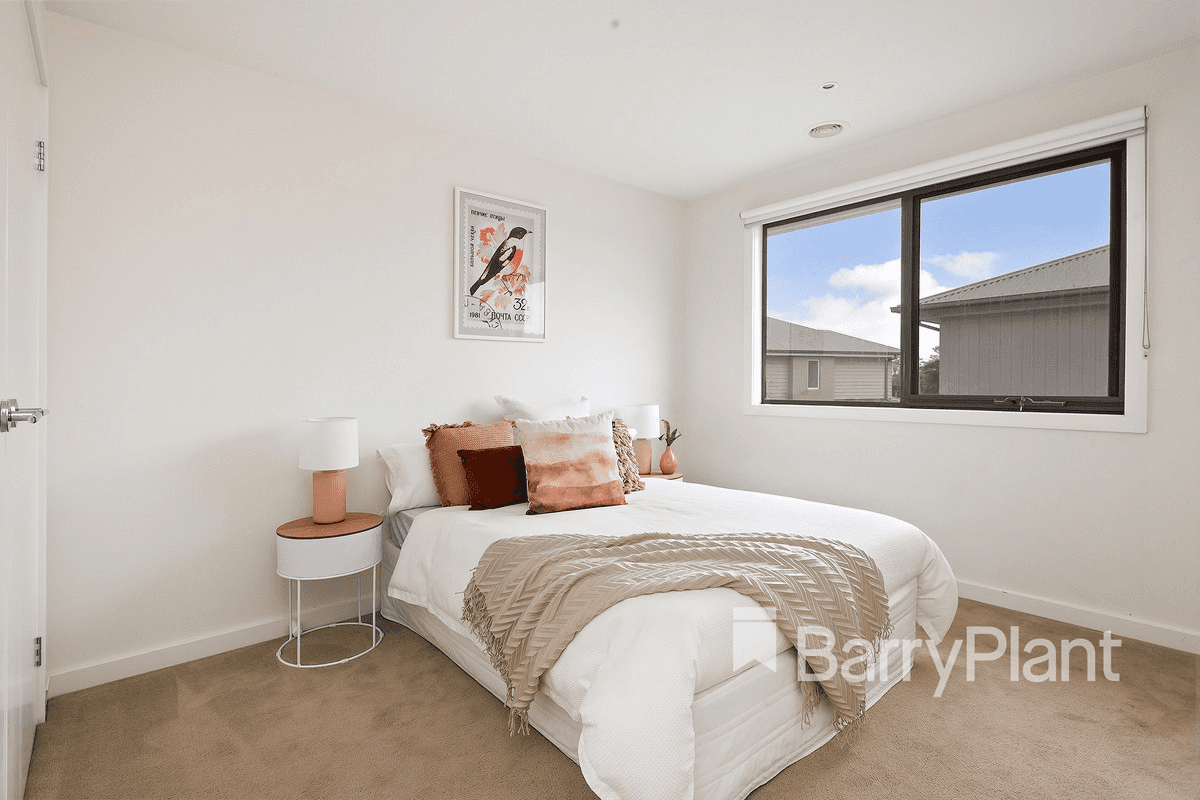 2/5  Highfield Road, McCrae, VIC 3938