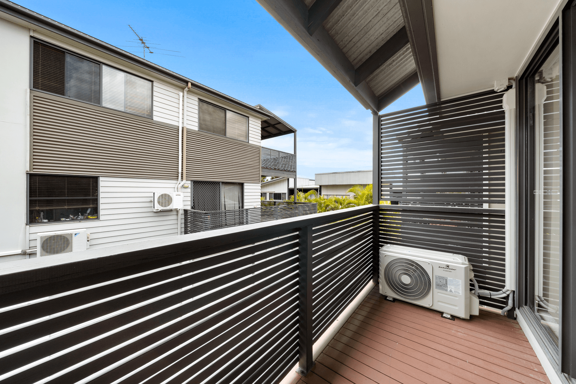 2/22 Gordon Parade, Everton Park, QLD 4053