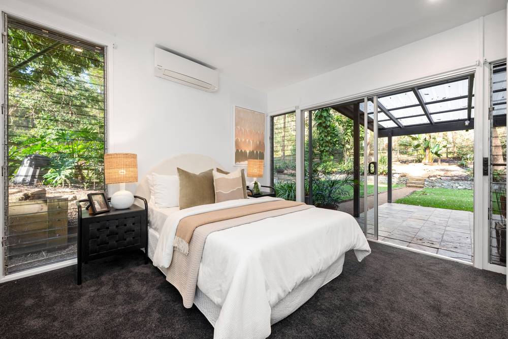 61 Oberon Street, MORNINGSIDE, QLD 4170