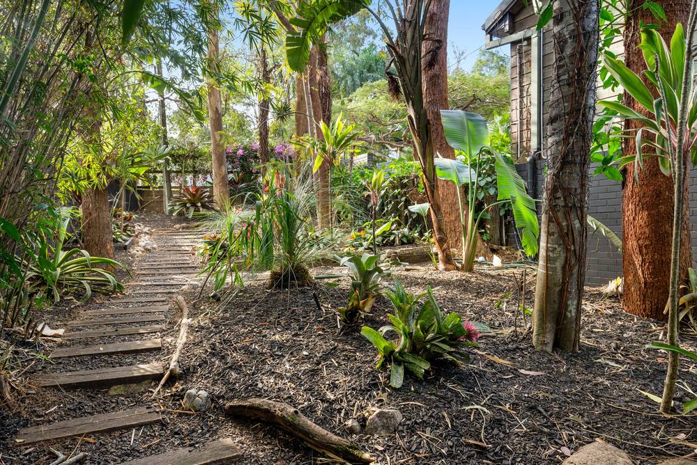 61 Oberon Street, MORNINGSIDE, QLD 4170