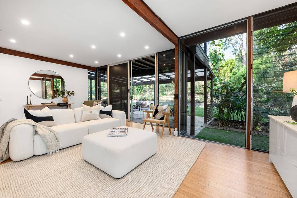 61 Oberon Street, MORNINGSIDE, QLD 4170