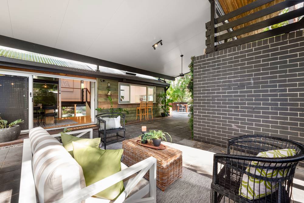 61 Oberon Street, MORNINGSIDE, QLD 4170