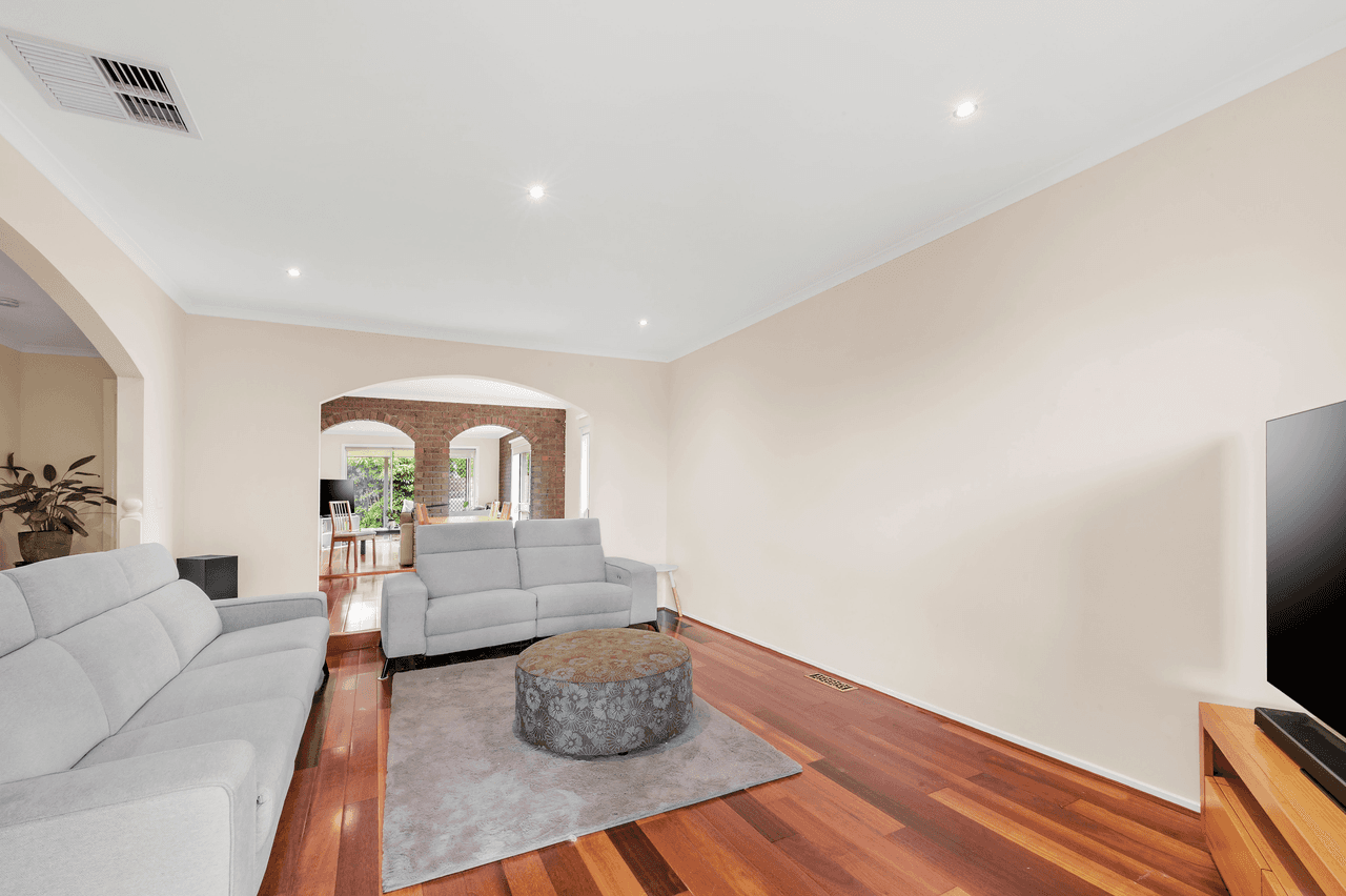 3 Lacebark Court, OAKLEIGH SOUTH, VIC 3167