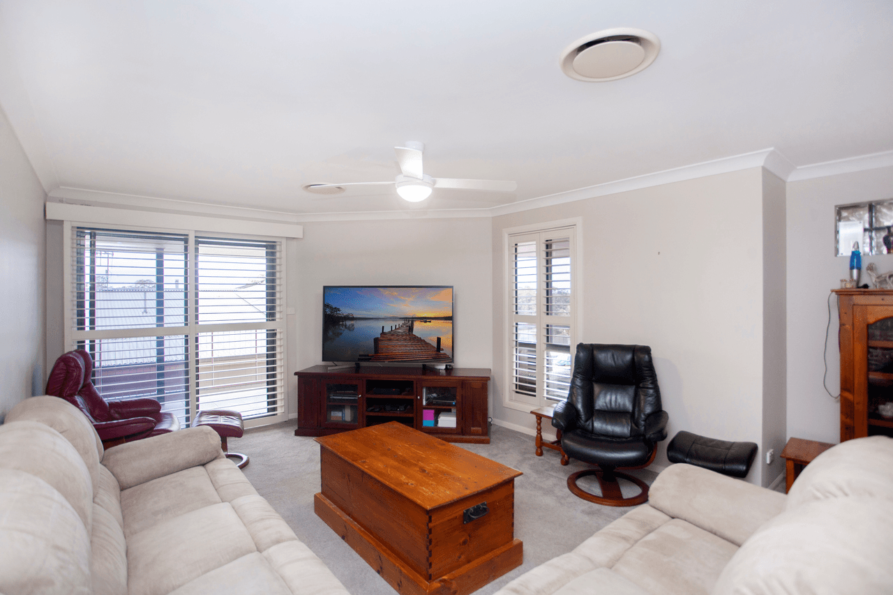 18 Killawarra Drive, TAREE, NSW 2430