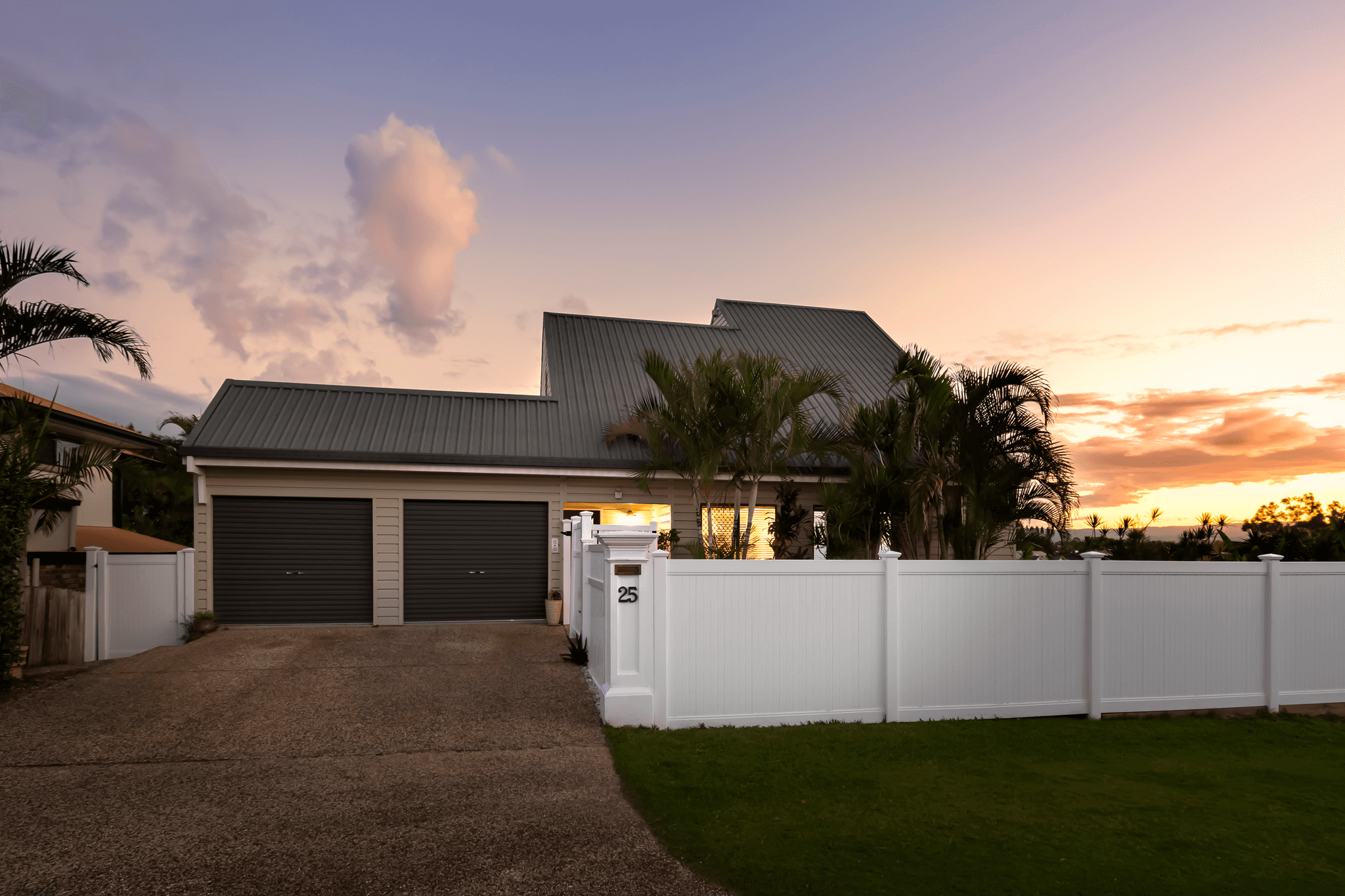 25 Lachlan Dr, COOMERA WATERS, QLD 4209