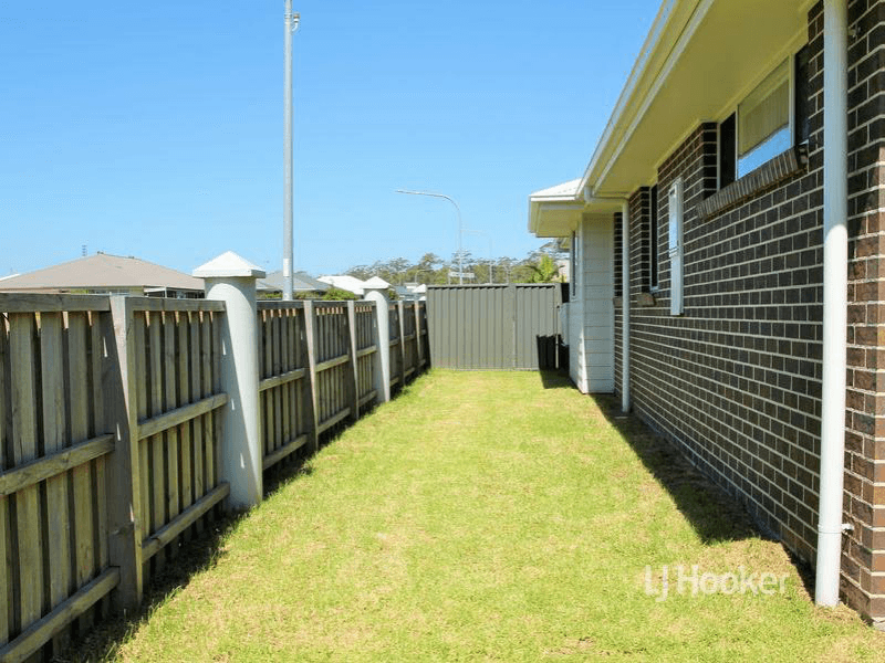 2/56 Bowerbird Street, SOUTH NOWRA, NSW 2541