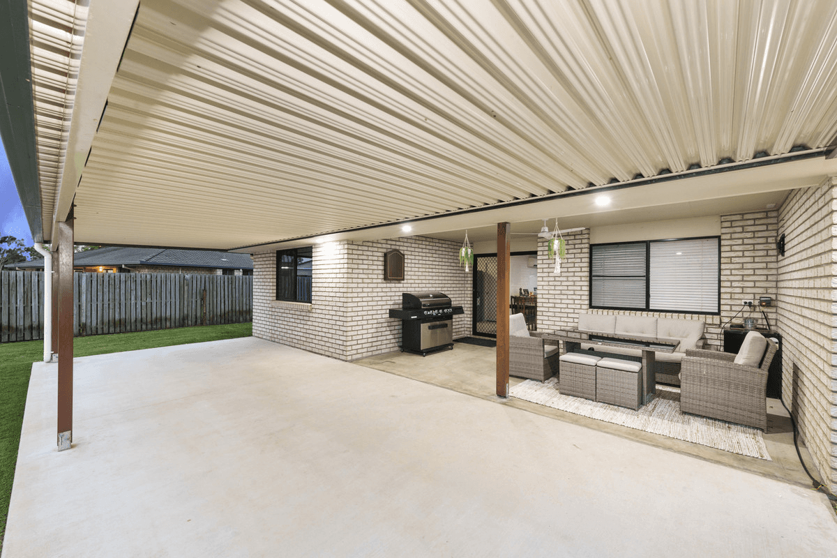 51 Robina Drive, AVOCA, QLD 4670