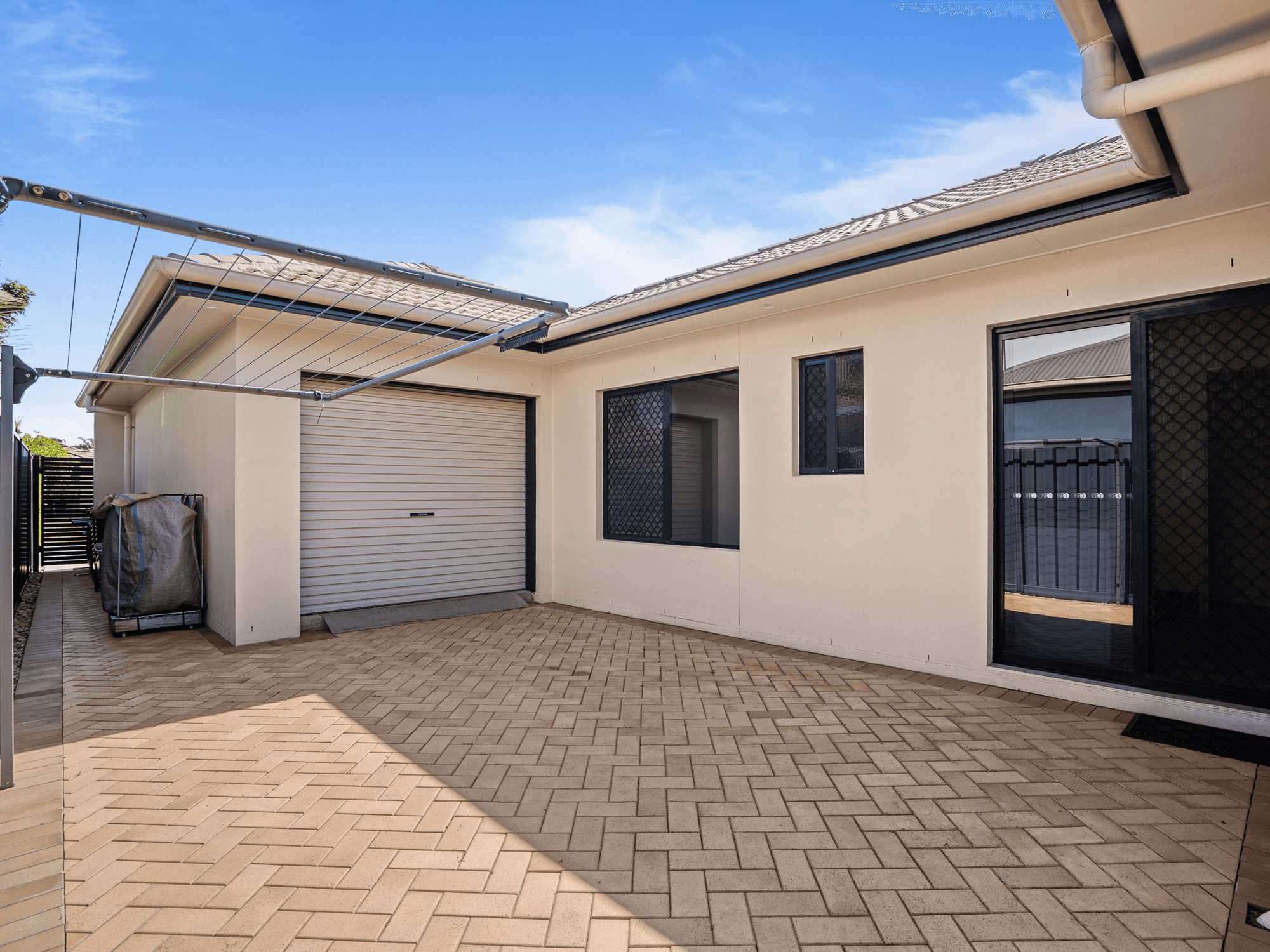 4 Seaeagle Place, Banksia Beach, QLD 4507