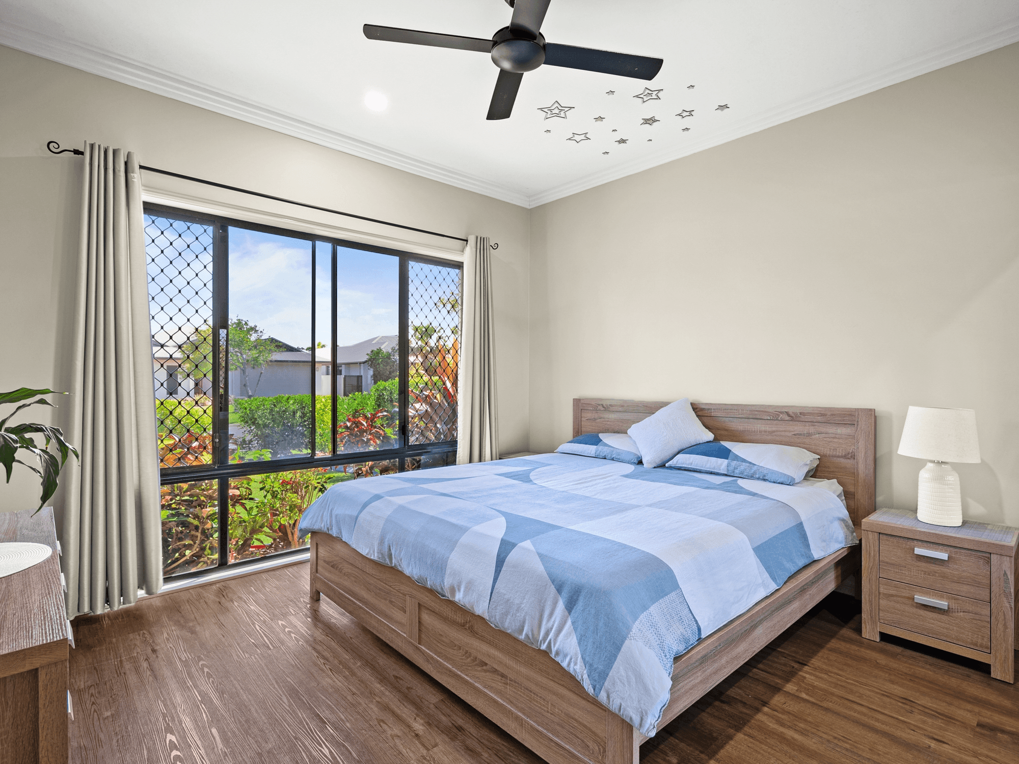 4 Seaeagle Place, Banksia Beach, QLD 4507