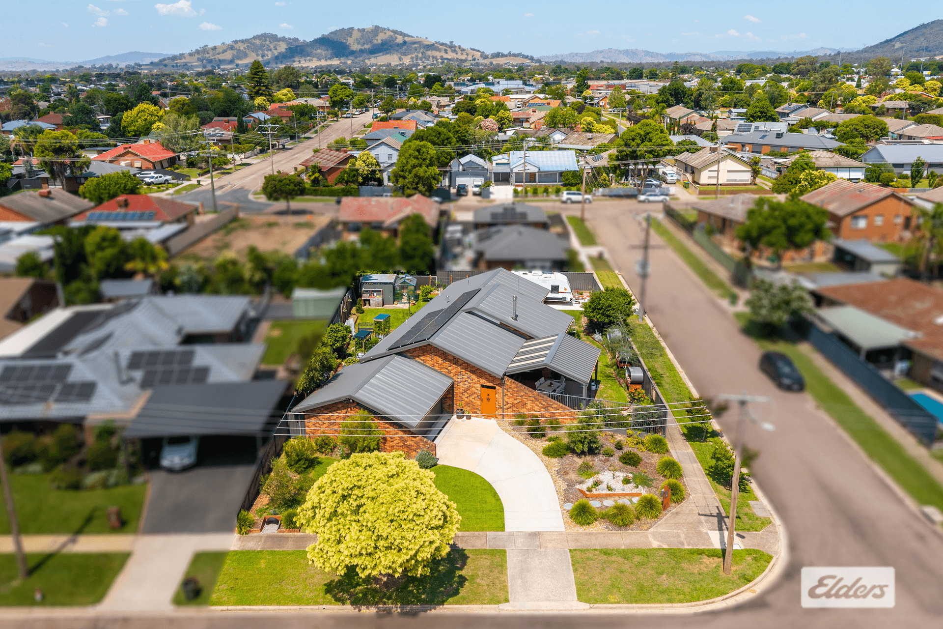 28 Wilkinson Drive, West Wodonga, VIC 3690