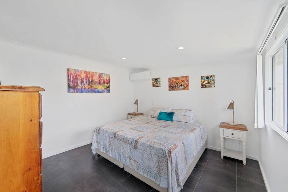 43 Mcintosh Avenue, ELLIOTT HEADS, QLD 4670