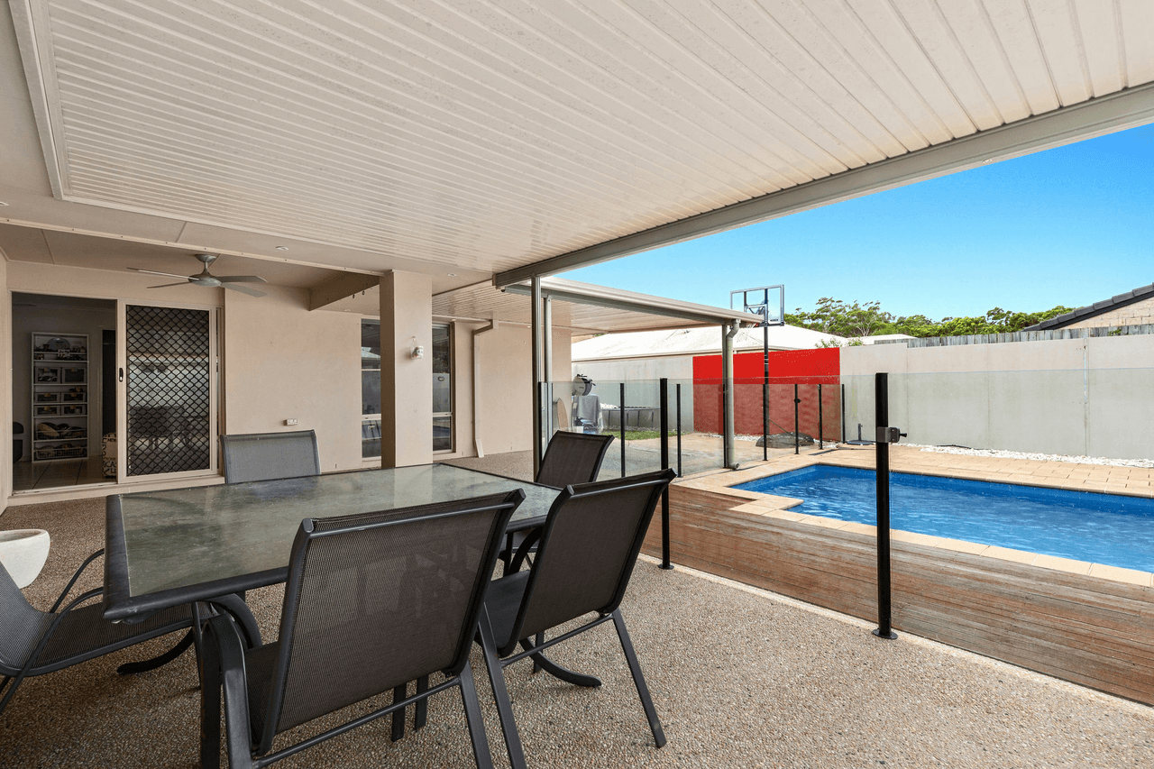 129 Glenfields Bvd, Mountain Creek, QLD 4557