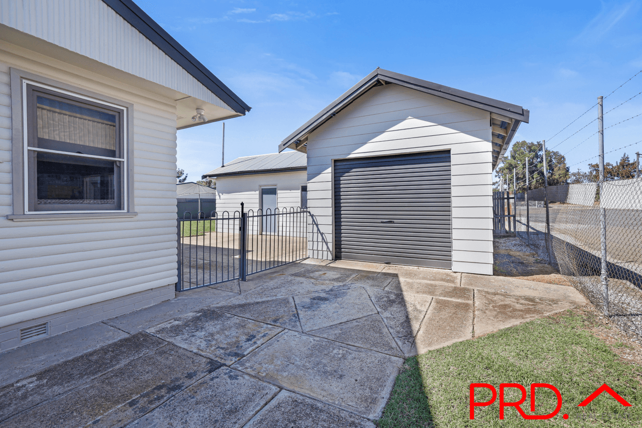 42 Gunnedah Road, TAMWORTH, NSW 2340