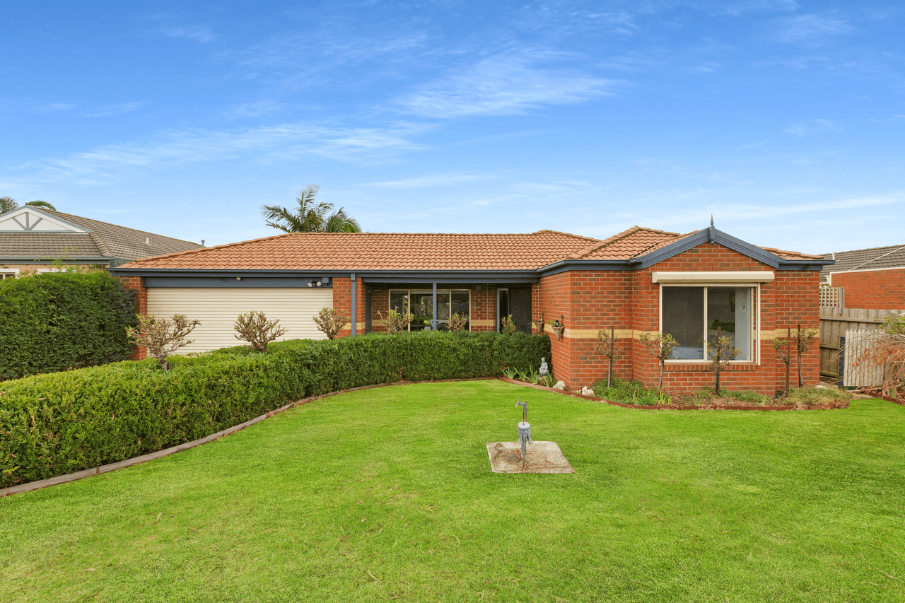 7 Ross Crescent, SKYE, VIC 3977