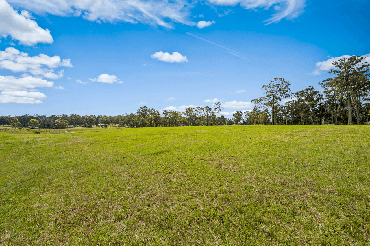 Lot 1043 & 104/ Fotheringay Road, CLARENCE TOWN, NSW 2321