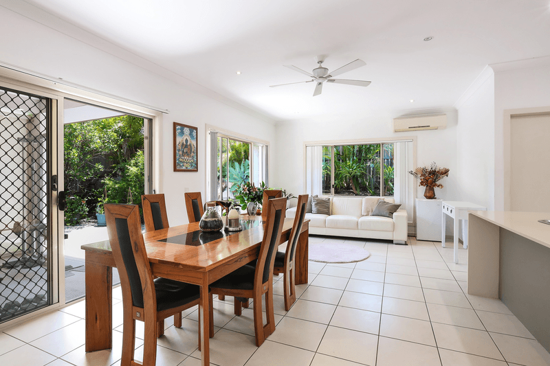 20 Corymbia Way, MOLENDINAR, QLD 4214