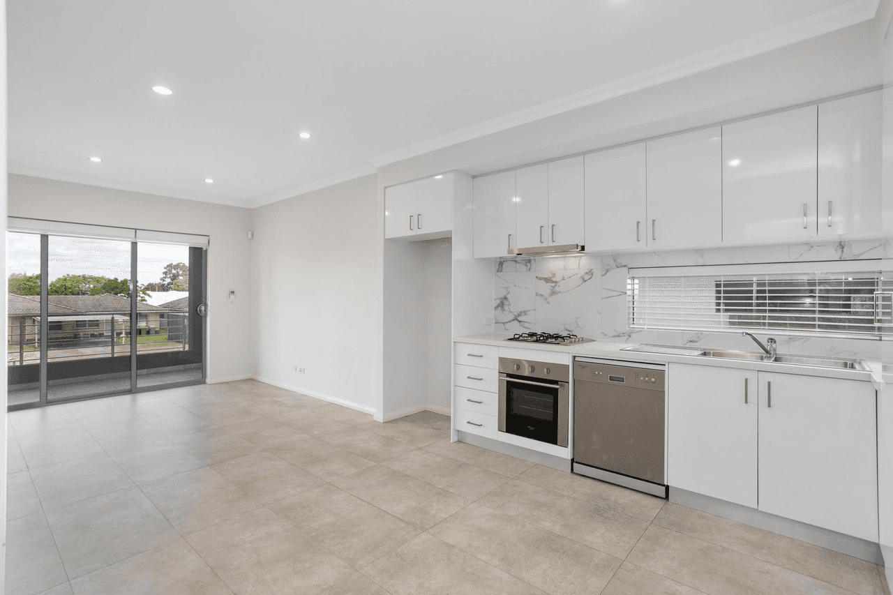 6/2 Croesus Street, MORLEY, WA 6062