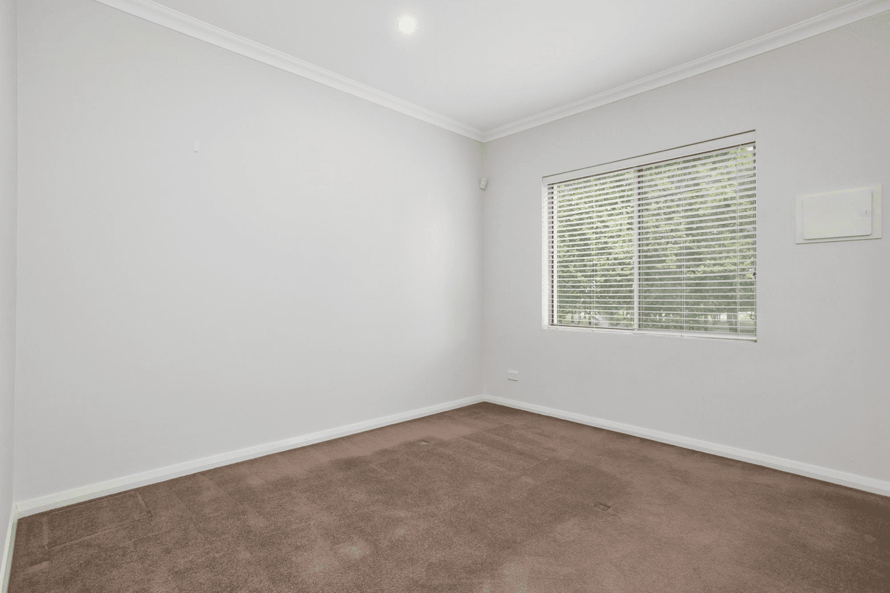 6/2 Croesus Street, MORLEY, WA 6062