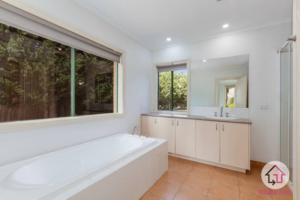 45 Augusta Way, HIDDEN VALLEY, VIC 3756