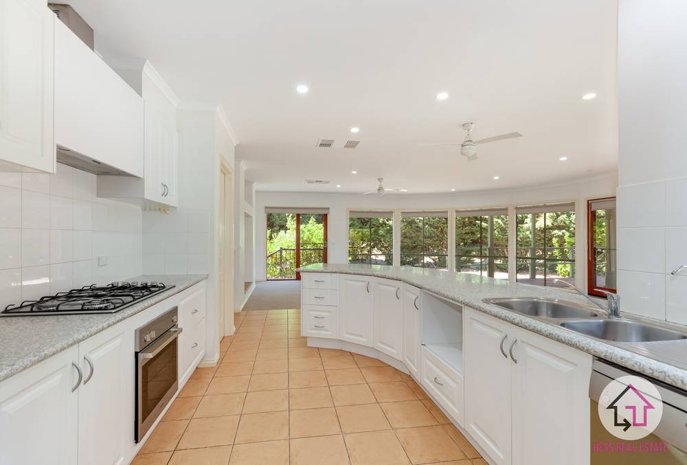 45 Augusta Way, HIDDEN VALLEY, VIC 3756
