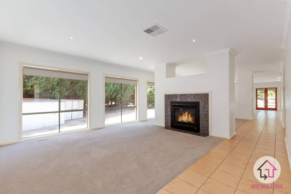 45 Augusta Way, HIDDEN VALLEY, VIC 3756