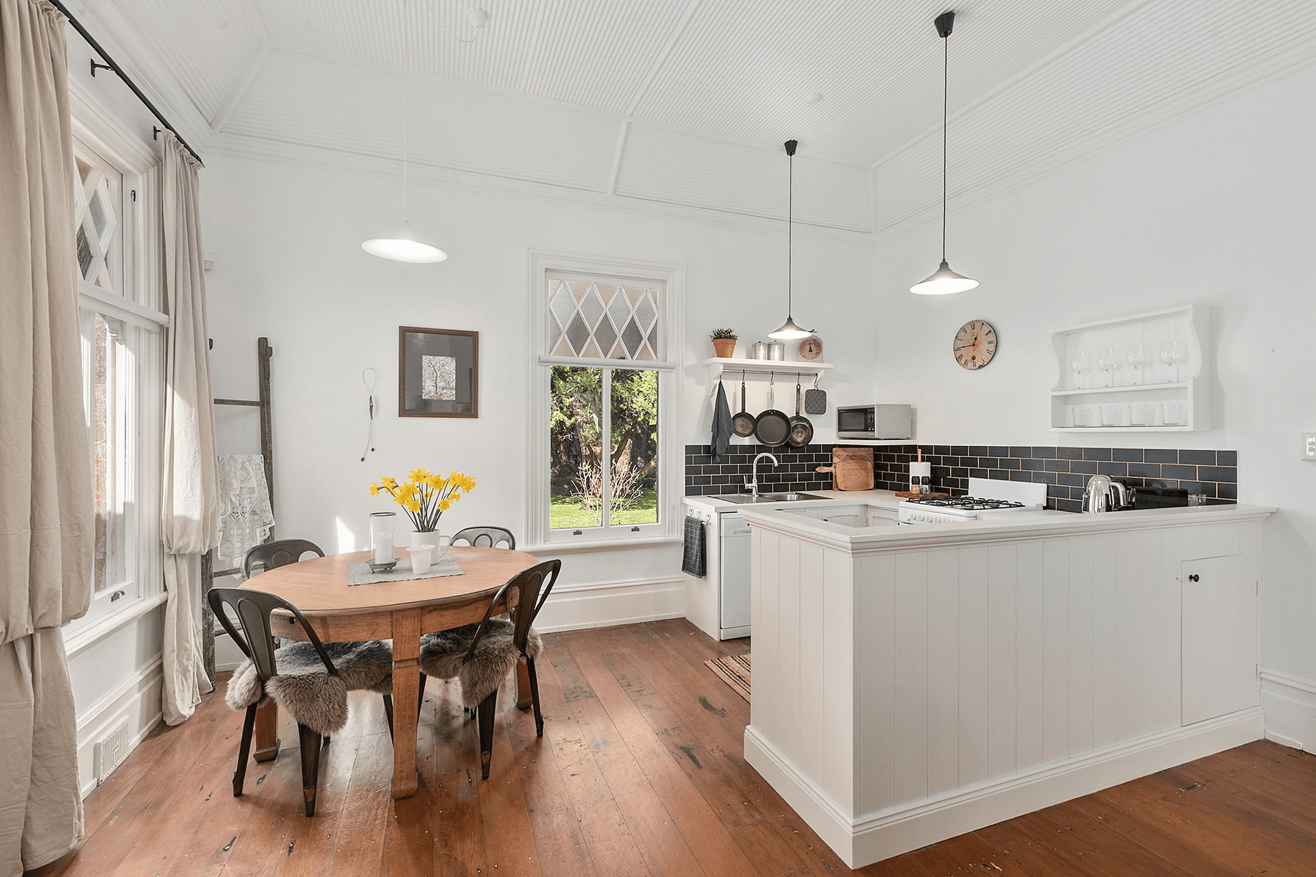 32-34 Berrima Road, MOSS VALE, NSW 2577