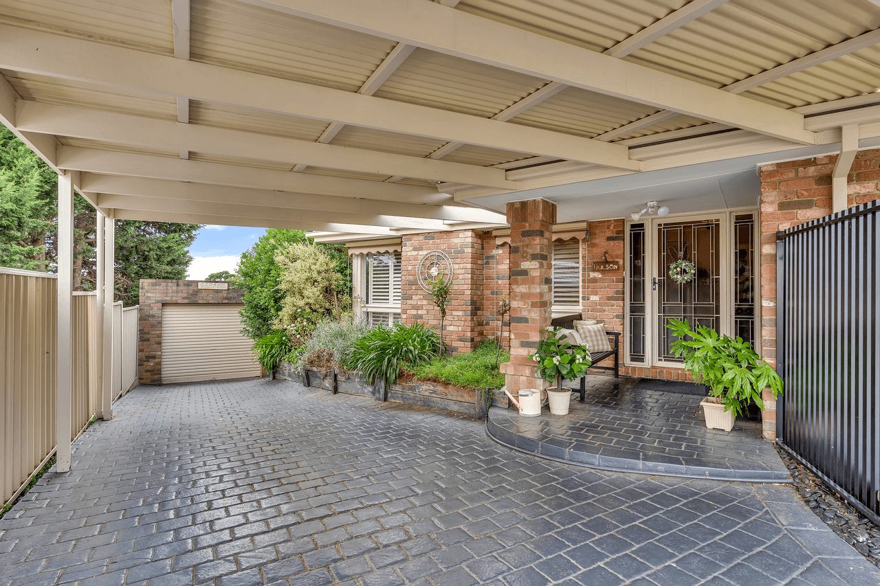 6 Hove Place, CRAIGIEBURN, VIC 3064