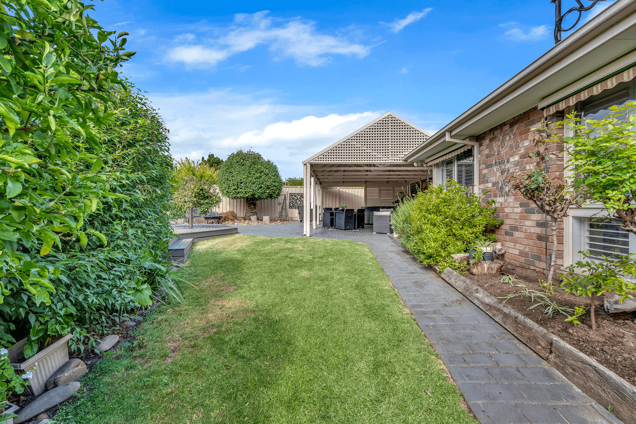 6 Hove Place, CRAIGIEBURN, VIC 3064