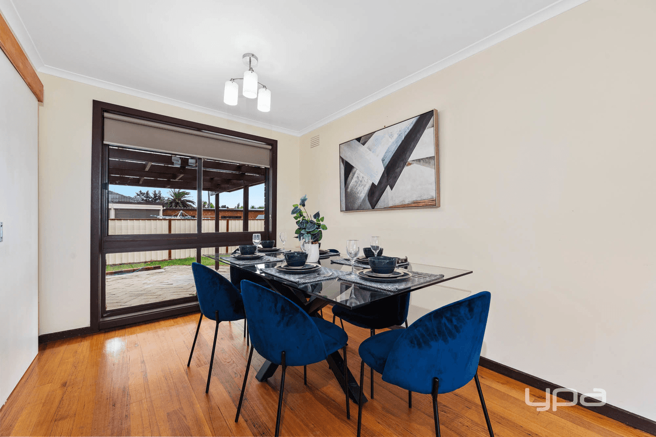 13 Chatham Place, KINGS PARK, VIC 3021