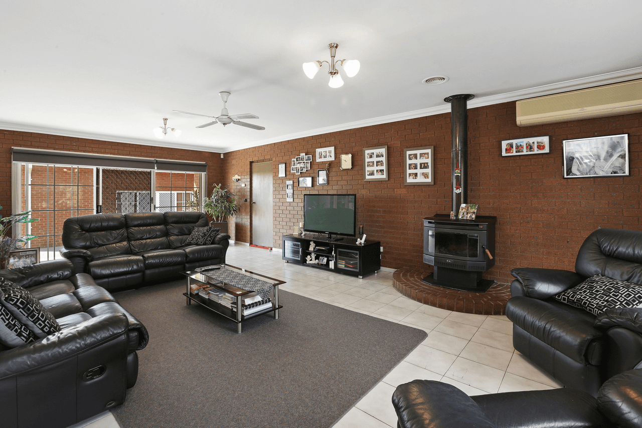 115 Tower Hill Drive, LARA, VIC 3212