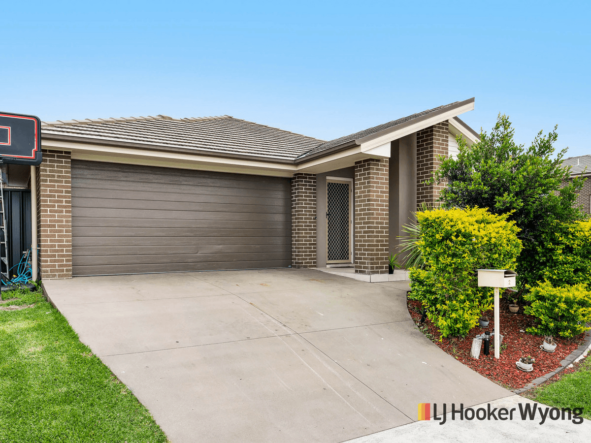 2 Nelson Grove, Woongarrah, NSW 2259