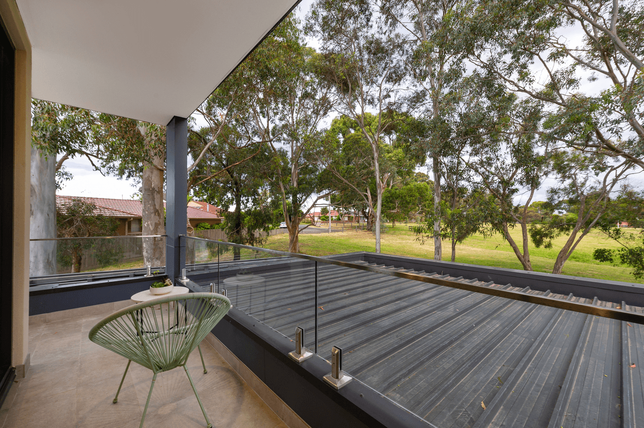 4/4 Berringa Court, BUNDOORA, VIC 3083
