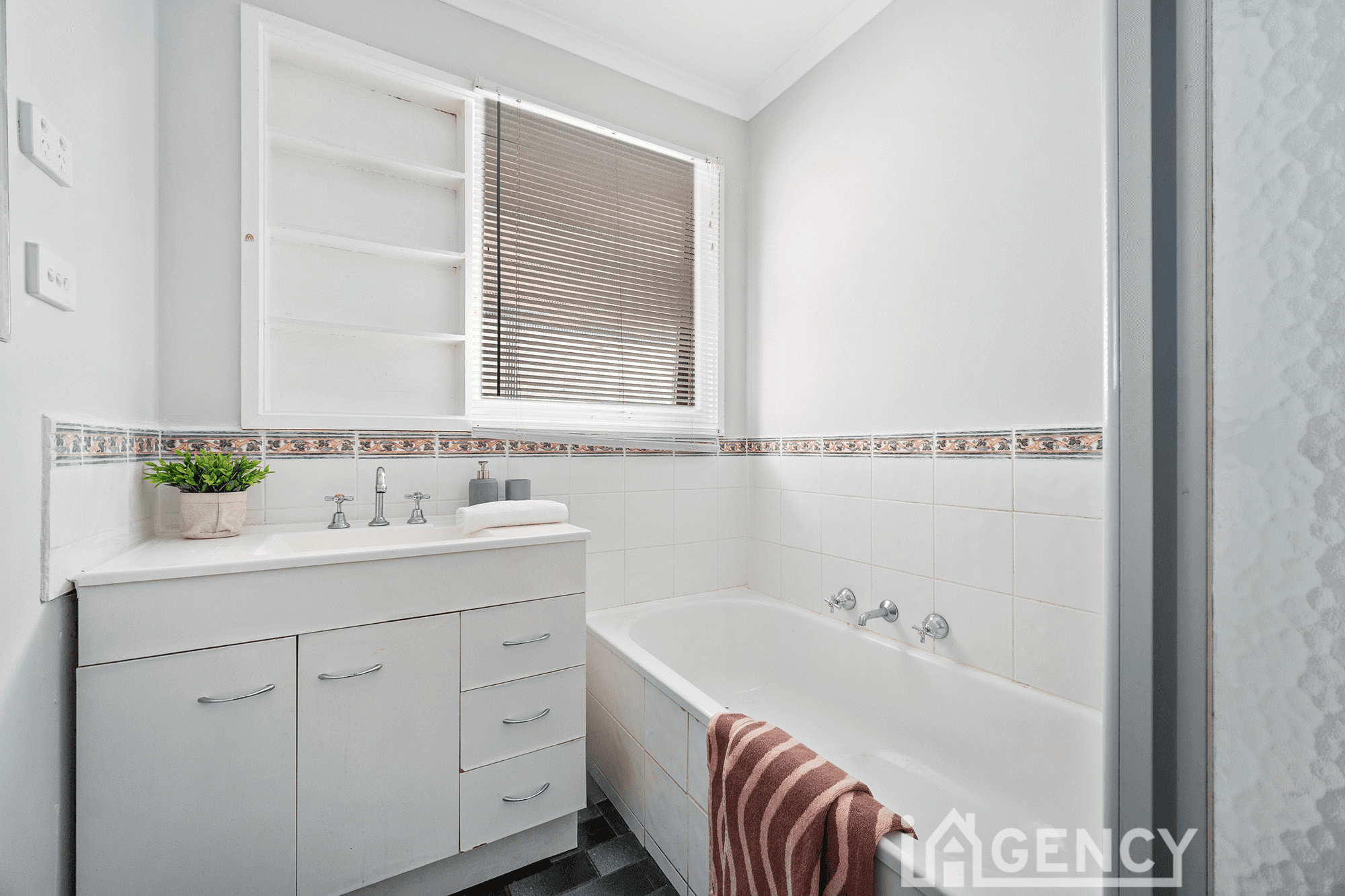 3 Exley Court, ENDEAVOUR HILLS, VIC 3802