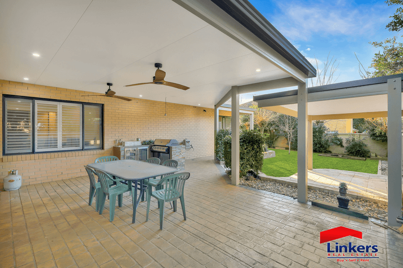 9 James Meahan Way, Macquarie Links, NSW 2565