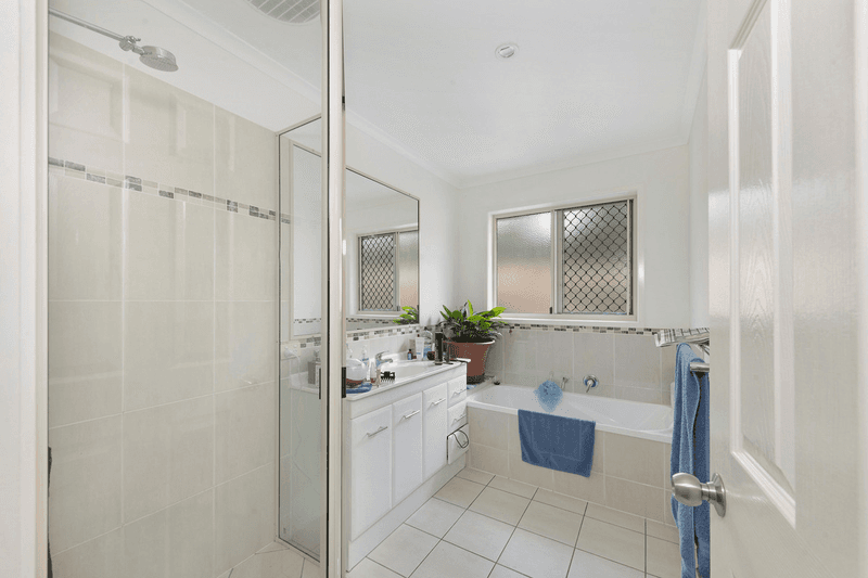 29 Hideaway Drive, DELAN, QLD 4671