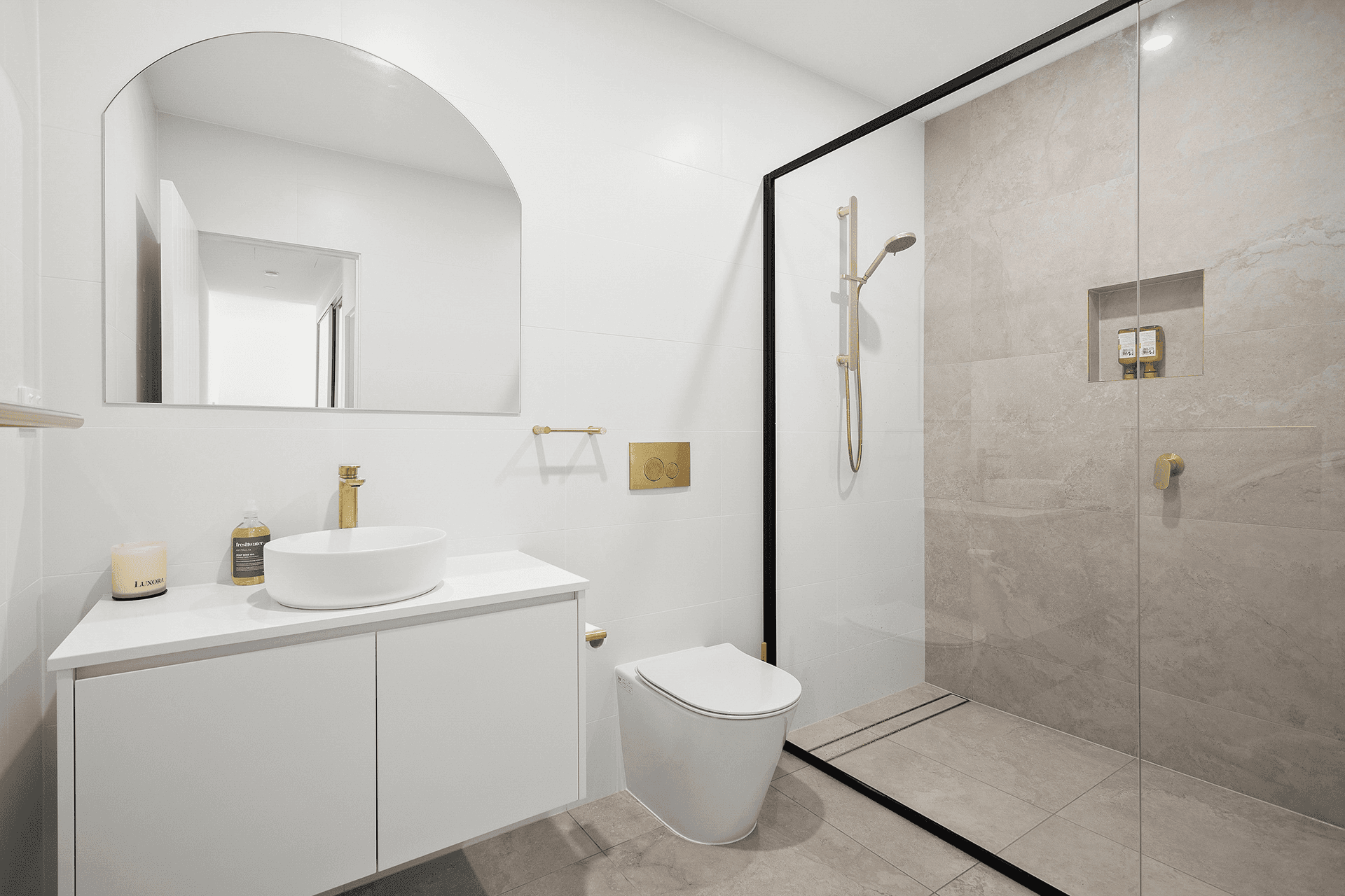 2/59 Russell Street, Balgownie, NSW 2519