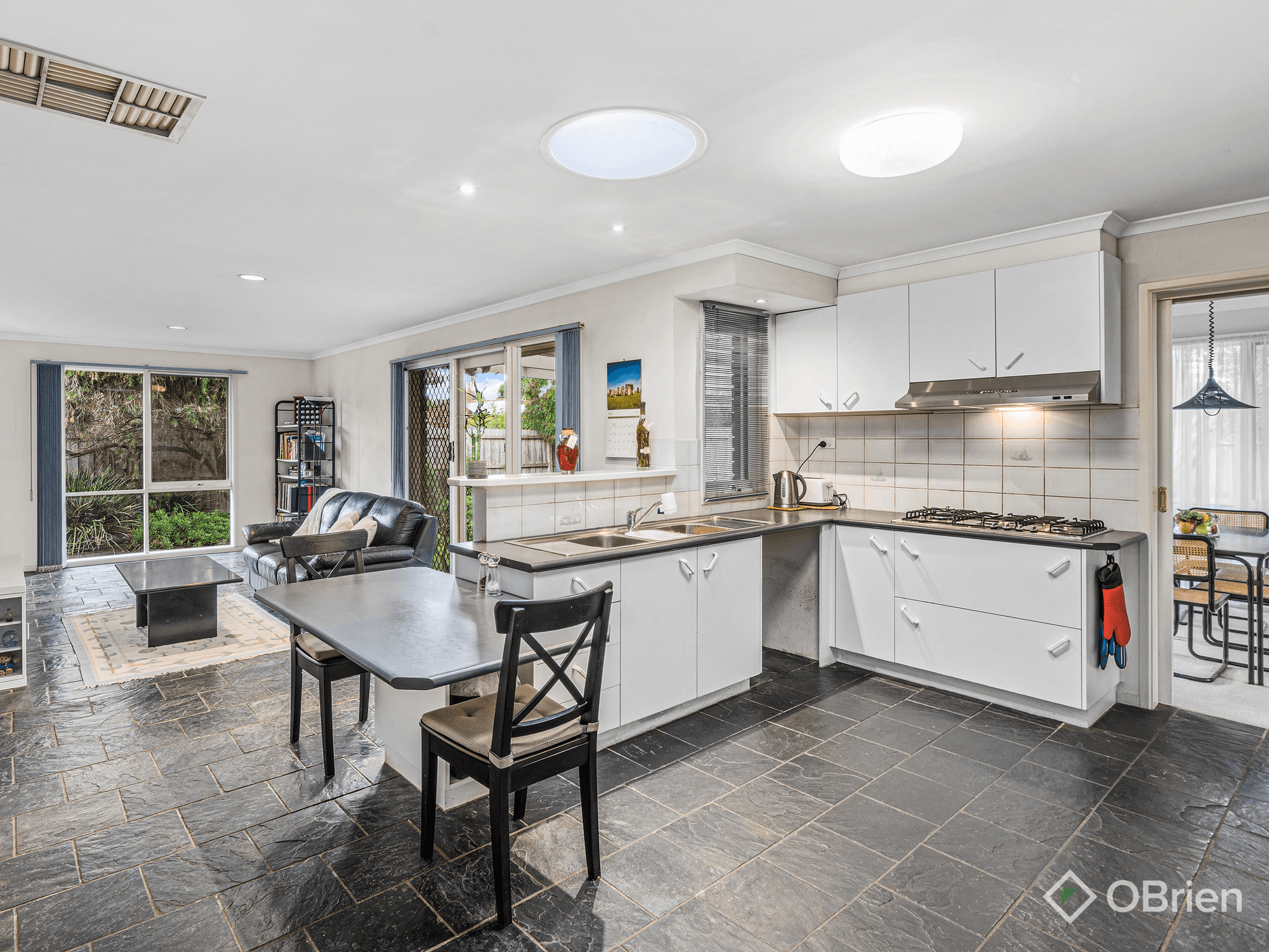 19 Lance Close, Aspendale Gardens, VIC 3195