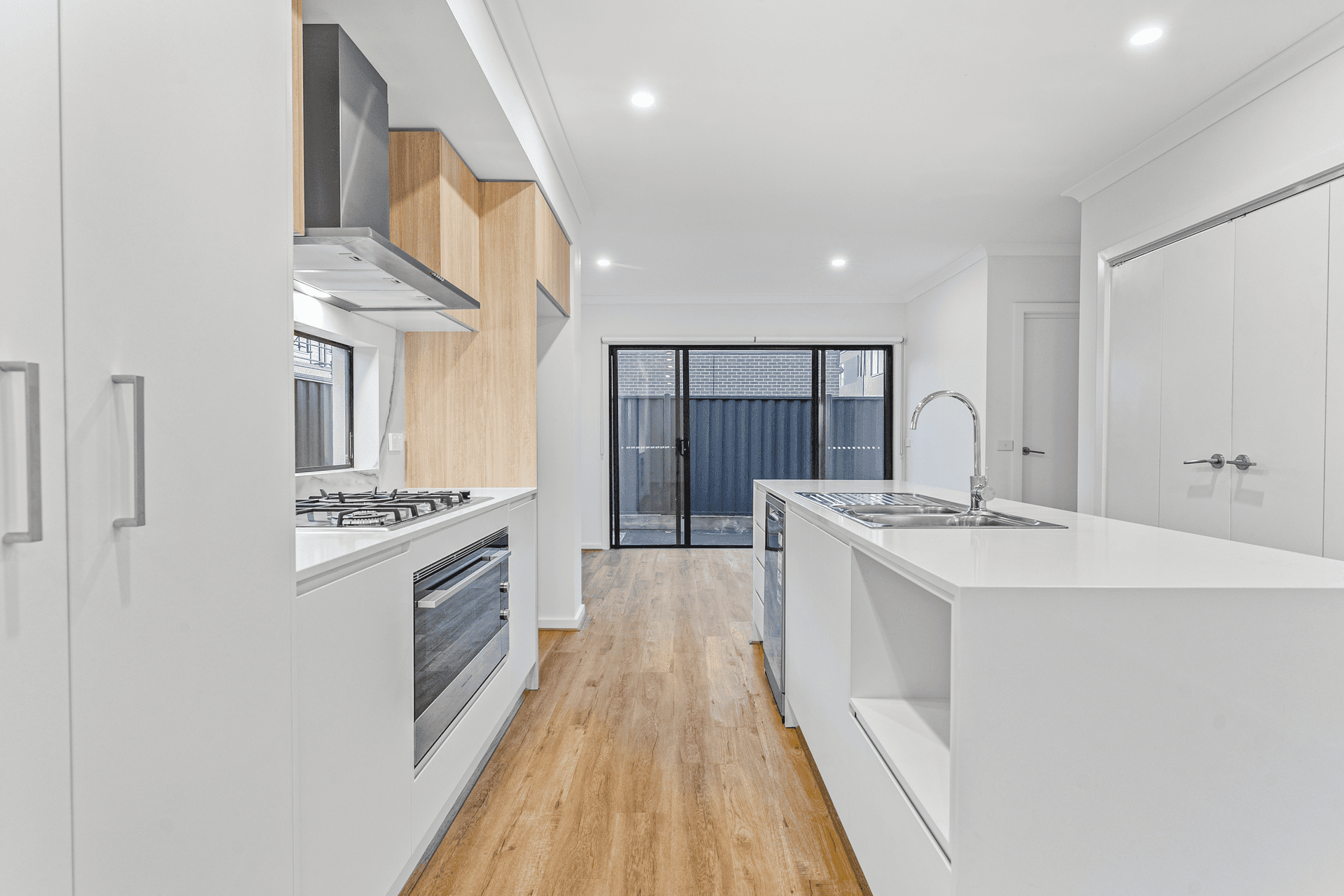 4 Tender Lane, Fraser Rise, VIC 3336