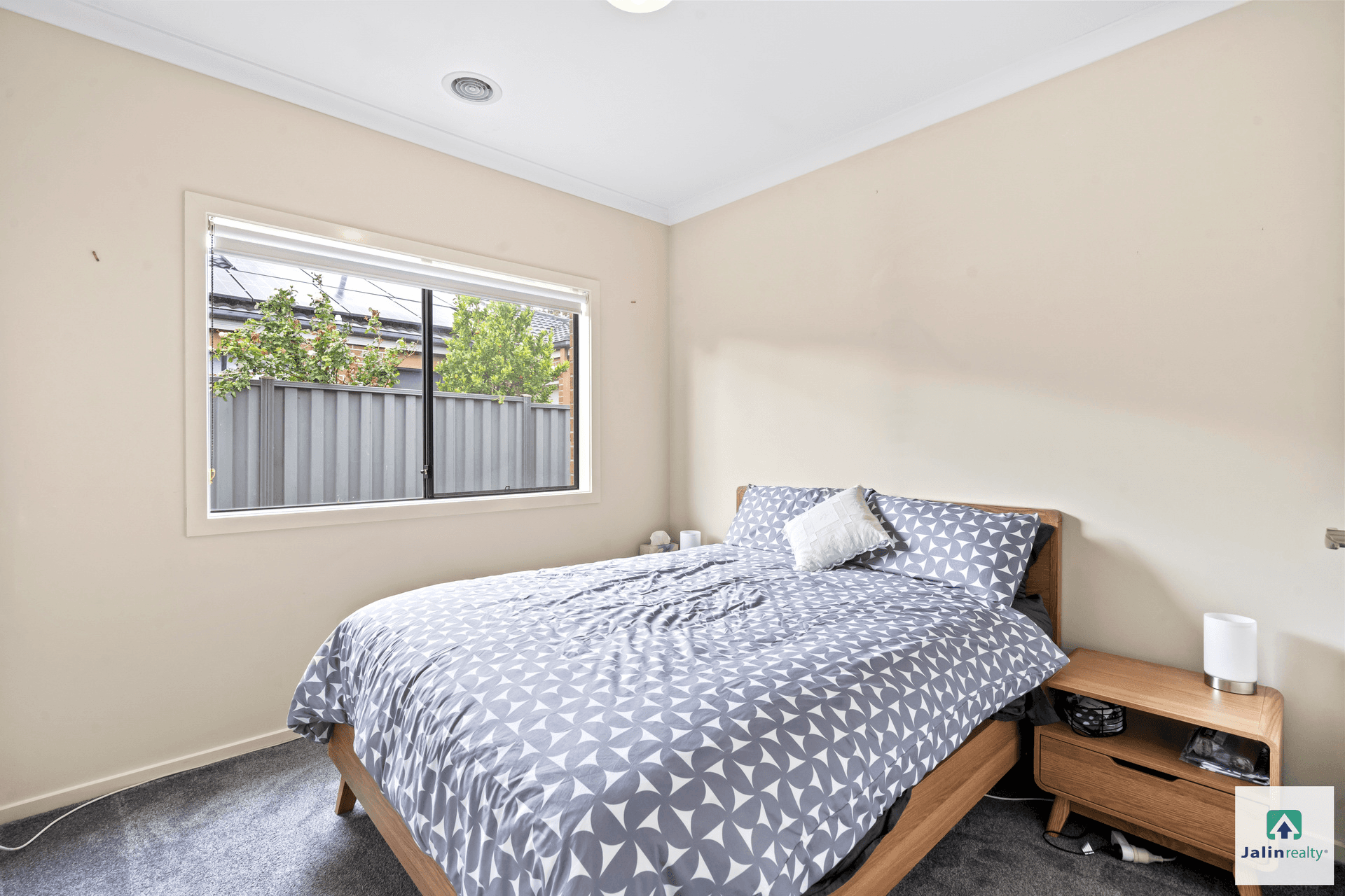 14 Bregman Esplanade, Manor Lakes, VIC 3024