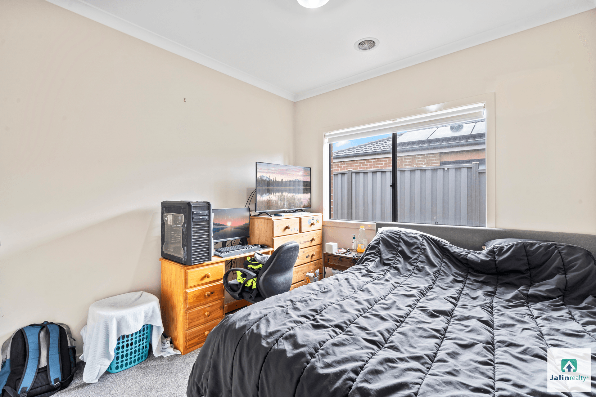 14 Bregman Esplanade, Manor Lakes, VIC 3024