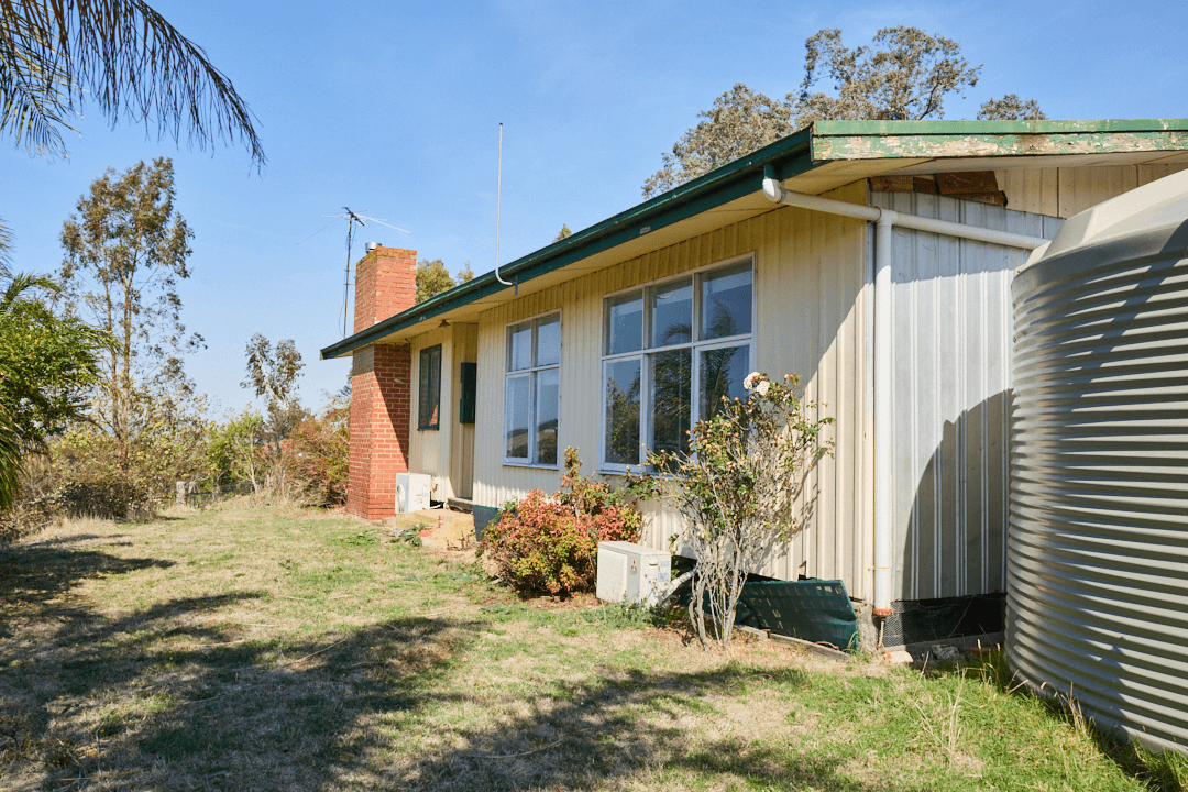 2029 Melba Highway, DIXONS CREEK, VIC 3775